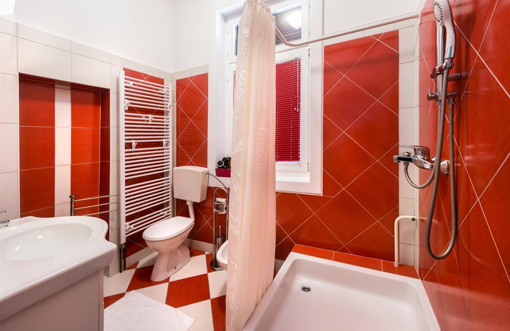 Vila Regina Rooms Karlovac Exterior photo